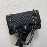 Top Quality CC CF1112 V CLASSICAL HANDBAG 25.5cm
