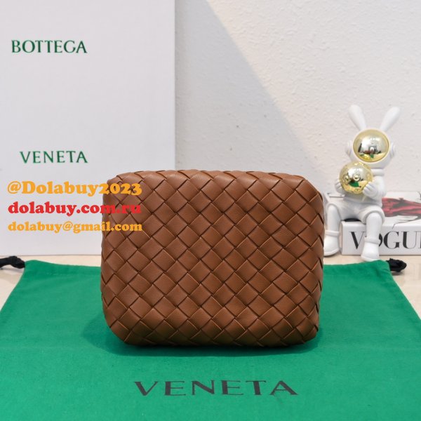 Top Quality BOTTEGA VENETA Andiamo Parachute Mini Size